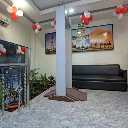 ניו דלהי Oyo 6596 Hotel Flight Path מראה חיצוני תמונה