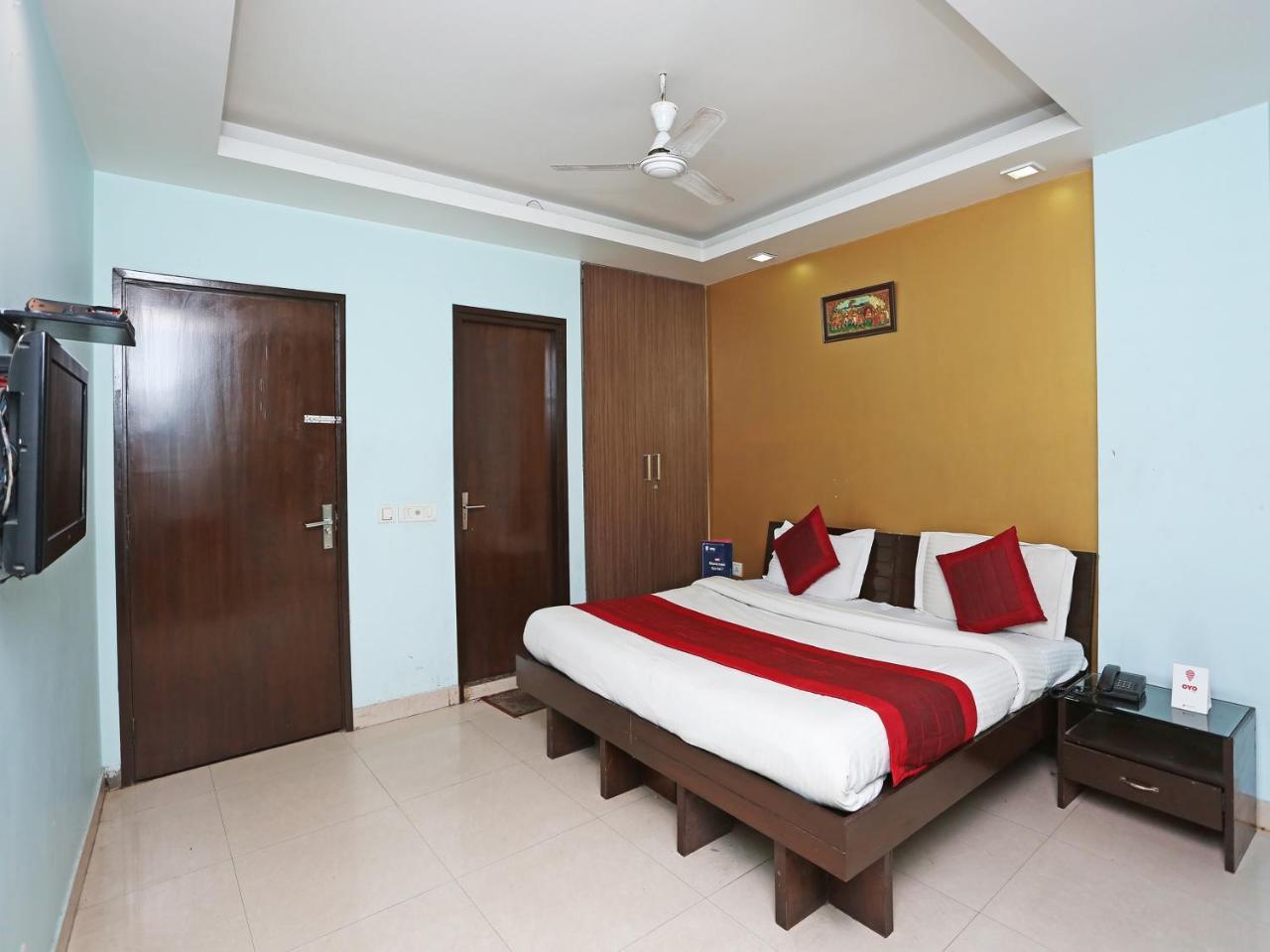 ניו דלהי Oyo 6596 Hotel Flight Path מראה חיצוני תמונה